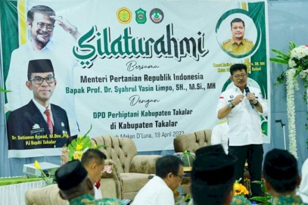 Dialog dengan Petani di Takalar, Mentan Syahrul Ajak Tanam Komoditas Unggul