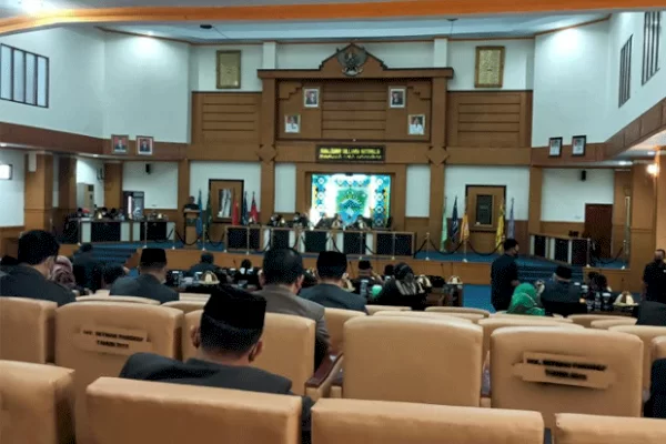 Perdalam Informasi Tentang Pengelolaan Pasar Rakyat, DPRD Pangkep Kunker ke Pinrang