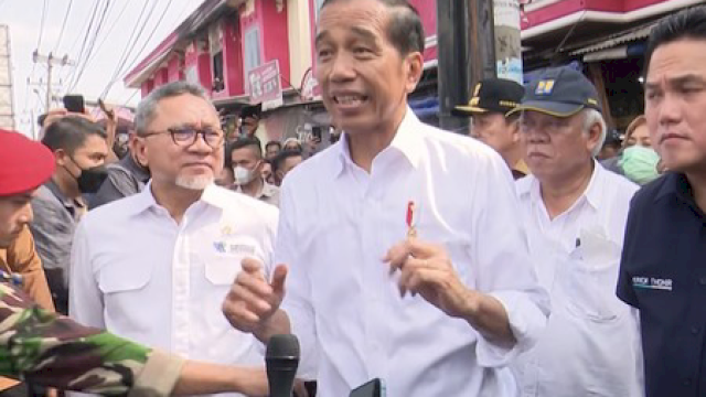 Jokowi Minta Warga Lapor Jika Ada Jalan Rusak: Sampaikan ke Saya!