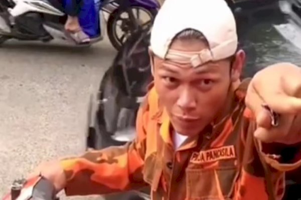 Viral, Pria Berbaju Ormas Oranye Palak Sopir di Bogor: Lu Lewat Wilayah Gua!