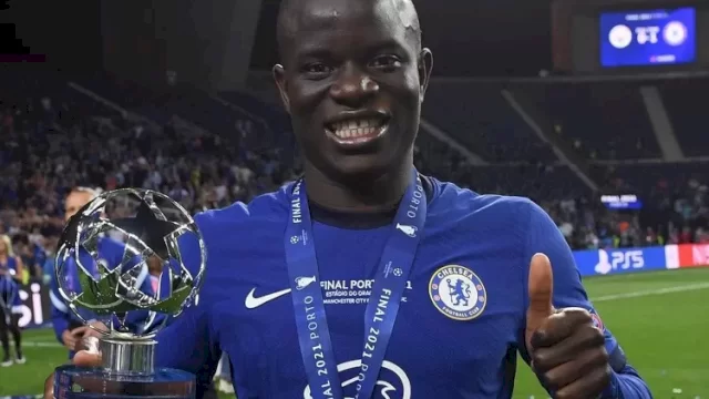 N’Golo Kante. (f-int)