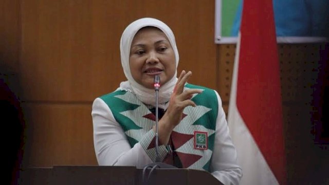 Menaker Rilis Aturan Baru Buntut Staycation Syarat Perpanjang Kontrak, Simak Aturannya