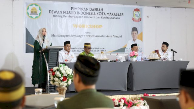 Buka Workshop Kewirausahaan DMI, Wawali Makassar Fatmawati Rusdi Dukung Lahirnya Pelaku UMKM Dari Masjid