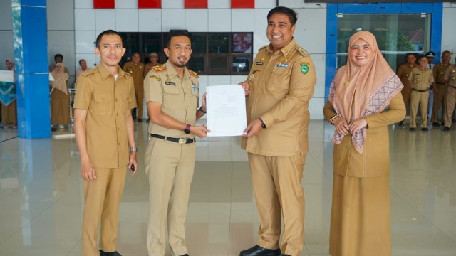 Di Momen Peringatan Hari Lingkungan Hidup, Bupati Maros Terbitkan SE Pembatasan Penggunaan Kantong Pelastik