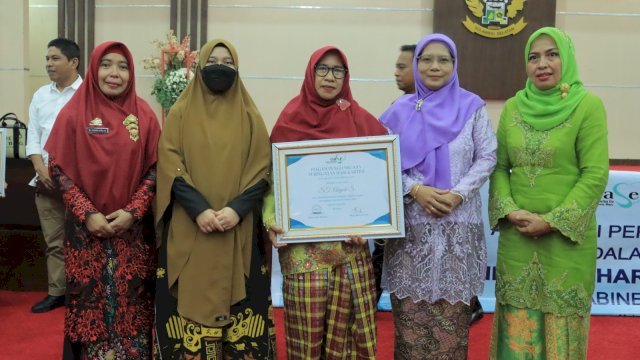 Takalar Raih Penghargaan Perempuan Berjasa dan Berprestasi Tingkat Provinsi Sulsel