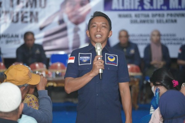 Syaharuddin Alrif Beri Isyarat Maju di Pilkada Sidrap: Bantuka Perbaiki Kampungta