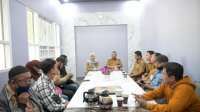 Pemprov Sulsel Serahkan Bantuan Sosial Berdasarkan DTKS