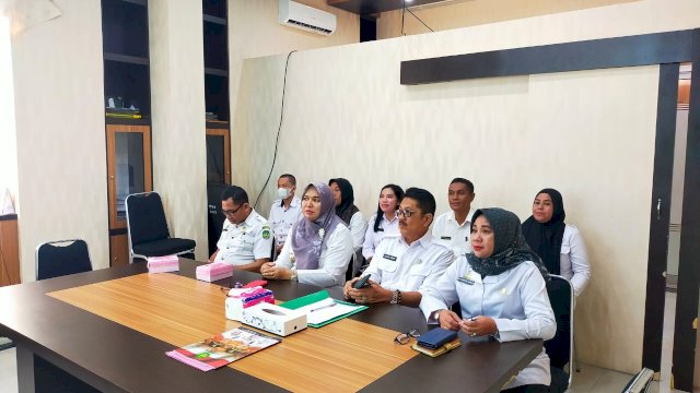 Asisten II Setda Kota Palopo Ikut Rakor Pengendalian Inflasi secara Virtual