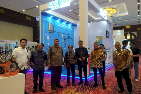 Hadiri Kegiatan IWWEF 2023, Dirut PDAM Beni Iskandar Apresiasi Pameran Tekhnologi Pengelolaan Air