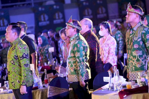 Danny Pomanto Bangun Silaturahmi dengan Wali Kota di Gala Dinner HUT ke 23 APEKSI Palembang