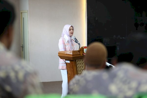 Pastikan Hewan Qurban Sehat, Wawali Makassar Fatmawati Rusdi Lakukan Pelepasan Tim Terpadu Pemeriksaan Hewan