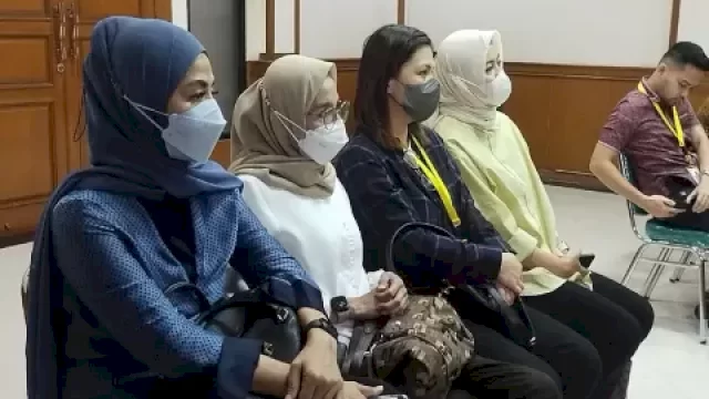 Istri Vincent Rompies Jadi Saksi di Sidang Cerai Desta dan Natasha Rizki