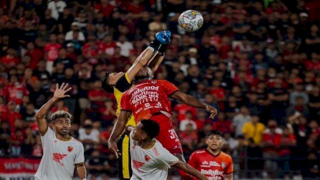 Bali United Vs PSM Makassar. (F-INT)