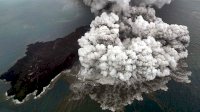 Gunung Anak Krakatau Erupsi, Semburkan Abu Vulkanik Setinggi 1,5 Km