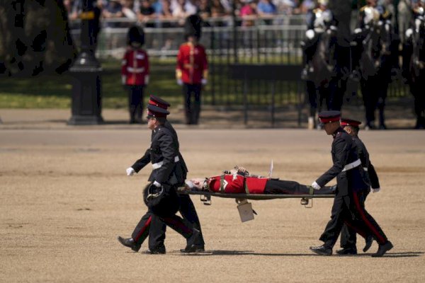 London Bak Neraka, Sejumlah Pengawal Kerajaan Inggris Pingsan Saat Latihan Parade HUT Raja Charles