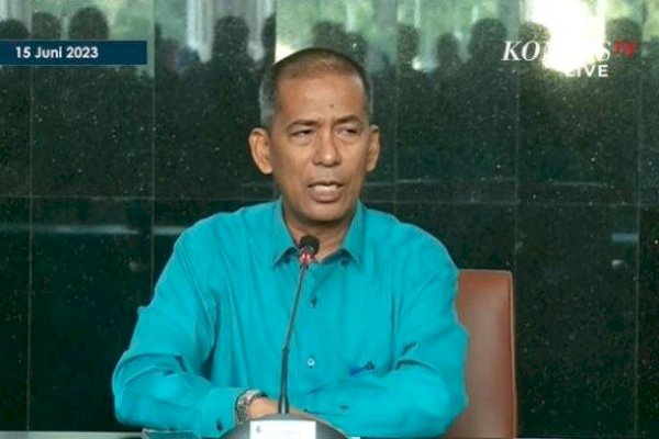 MK Bakal Laporkan Denny Indrayana ke Organisasi Advokat