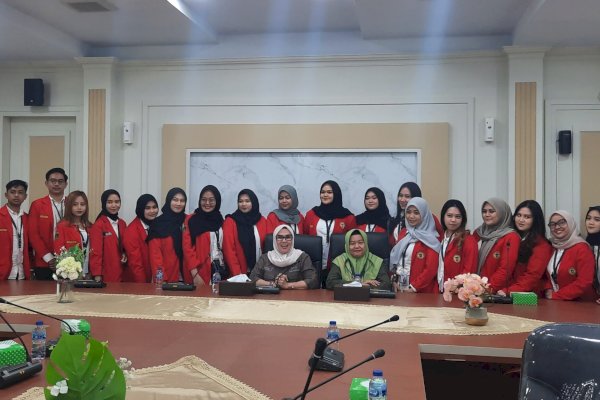 Ketua DPRD Sulsel Andi Ina Terima Mahasiswa KKNT Unhas Makassar