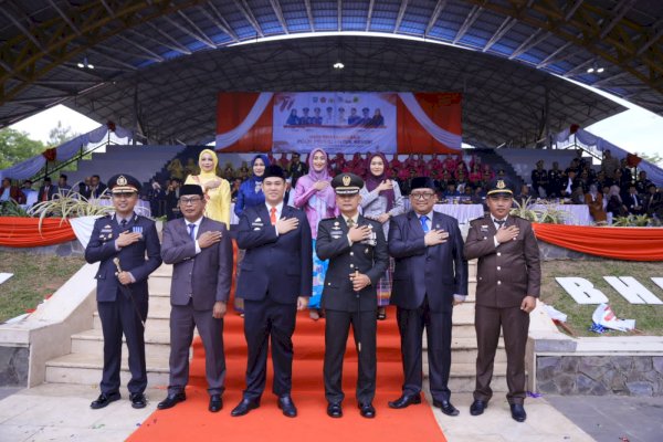 Bupati Pangkep Yusran Hadiri Upacara Hari Bhayangkara