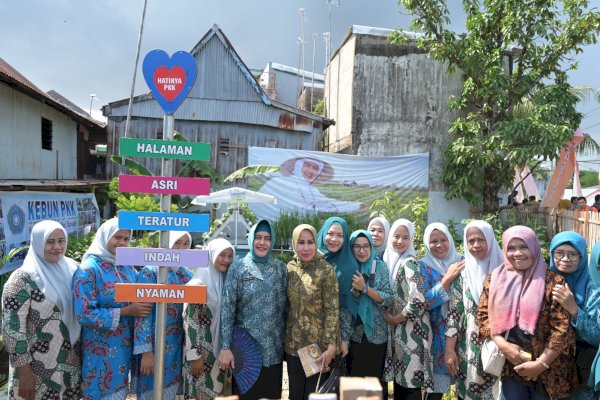 Hadiri Evaluasi Lomba Kelurahan Se-Sulsel, Indira Yusuf Ismail Dorong Terus Tingkatkan Pelayanan