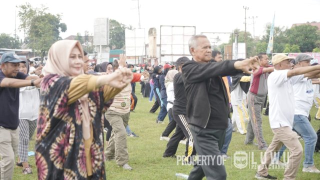 Pemkab Luwu Gelar Sosialisasi Aksi Bergizi Melalui Senam Bersama Masyarakat