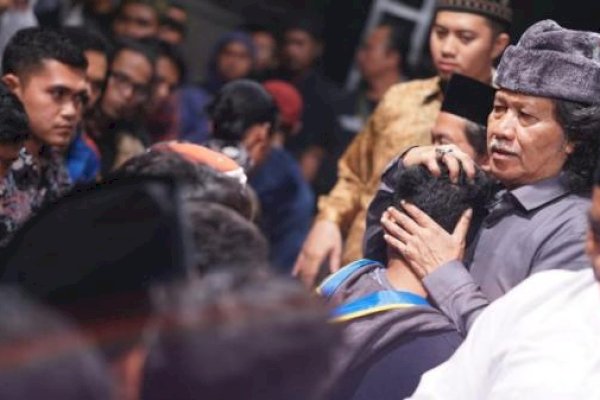 Anies Jenguk Budayawan Cak Nun di Yogyakarta, Didampingi Seorang Teman Tanpa Keriuhan