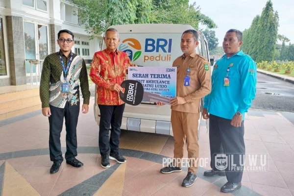 BRI Serahkan CSR Mobil Ambulance Kepada RSUD Batara Guru