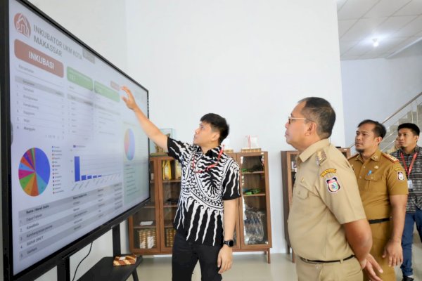 Tinjau Inkubator UMKM, Danny Pomanto Dorong Masifkan Sosialisasi Lewat Konter