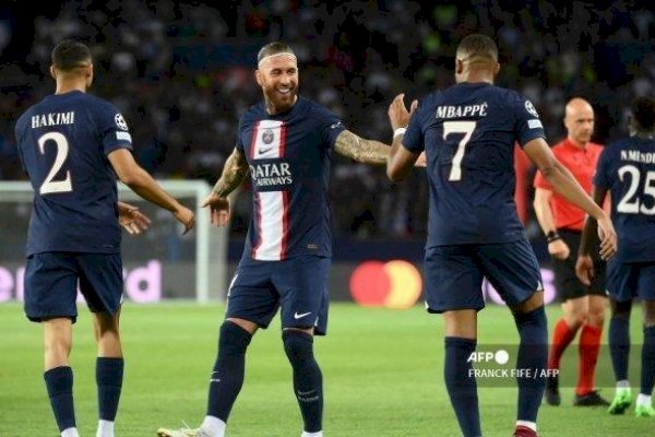 Man City Incar Hakimi dari PSG untuk Gantikan Walker