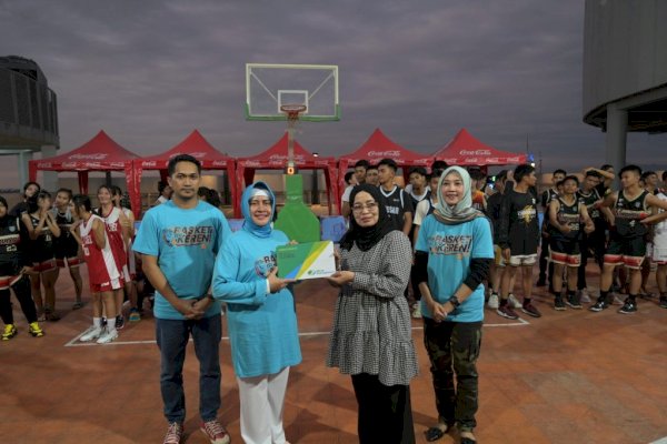 Indira Yusuf Ismail Bakar Semangat Atlet Basket di Turnamen 3×3 Teeneger