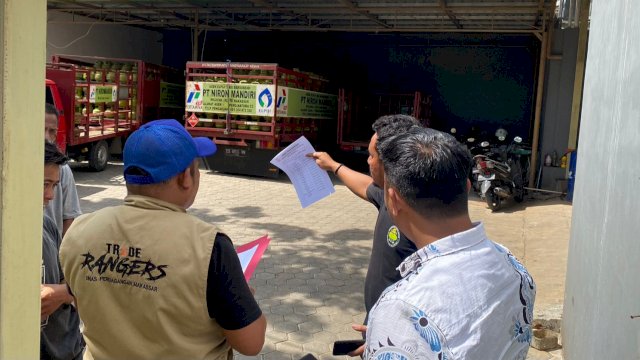 Trade Rangers Disdag Makassar Sidak Pangkalan-Agen Gas LPG 3 Kilogram