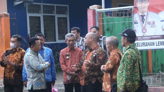 Alamsyah Sahabuddin Terima Kunjungan Camat Ratu Samban di Longwis Taegu