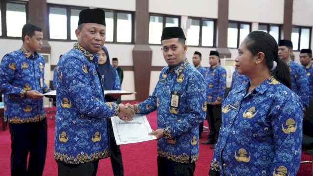 Pj Sekprov Lantik 112 Pejabat Fungsional Lingkup Pemprov Sulsel