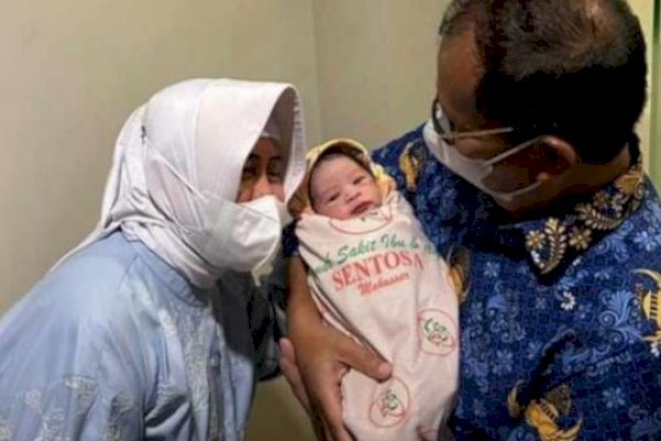 Danny Pomanto dan Keluarga Berbahagia, Cucu Pertama Lahir