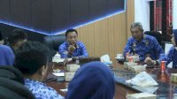Camat Alamsyah Kumpulkan Lurah dan Pejabat Struktural se-Tallo, Bahas Evaluasi Program Kecamatan