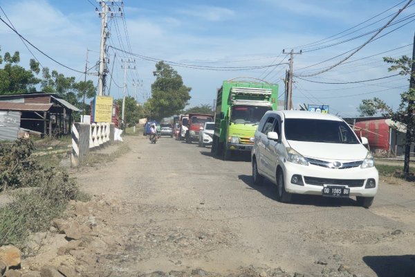 Disoroti DPRD Sulsel, Pemprov Pastikan Jalan Poros Sidrap-Soppeng Segera Dikerjakan