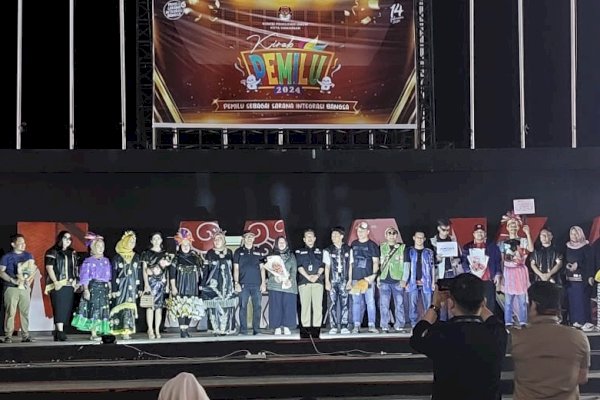 Kirab Pemilu goes to SMADA, Sasar Pemilih Pemula