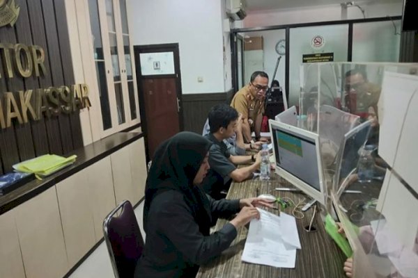 Camat Makassar Lakukan Sidak di Kantor Layanan Kecamatan