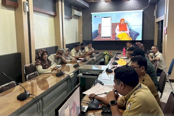 Bapenda Makassar Bahas Alur Pelayanan Pembayaran Registrasi Wajib Pajak di Kontainer