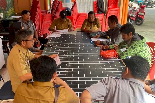 Sekcam Wajo Oddang Nai Kumpulkan Kolektor Retribusi Sampah, Bahas Realisasi Capaian Pembayaran