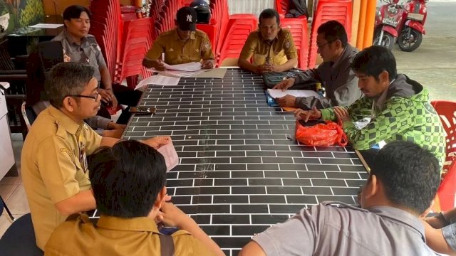 Sekcam Wajo Oddang Nai Kumpulkan Kolektor Retribusi Sampah, Bahas Realisasi Capaian Pembayaran