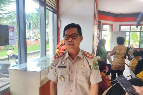 Pemkot Palopo Serahkan Bansos Untuk Masyarakat