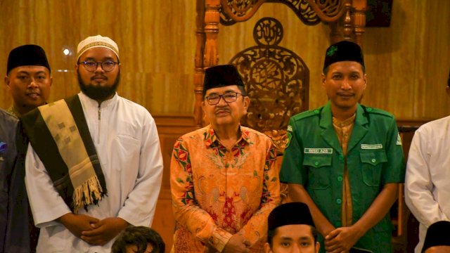 Judas Amir Bersama Warga Doa Untuk Jemaah Haji Kota Palopo