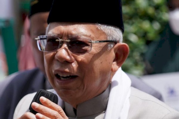 Ma’ruf Amin Nyatakan Perempuan Jadi Imam Bukan Perbedaan, tapi Penyimpangan