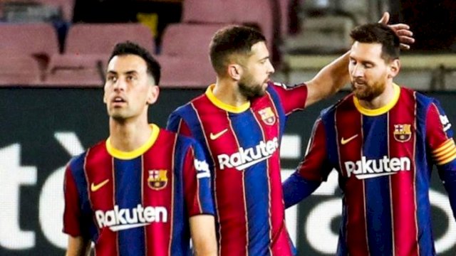 Jordi Alba, Lionel Messi dan Sergio Busquets.(F-INT)