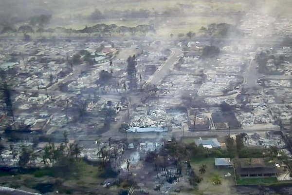 Kebakaran Dahsyat Hancurkan Hawaii, Bak Zona Perang