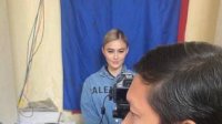 Agnez Mo Bikin KTP Elektronik di Kelurahan Kedoya Utara