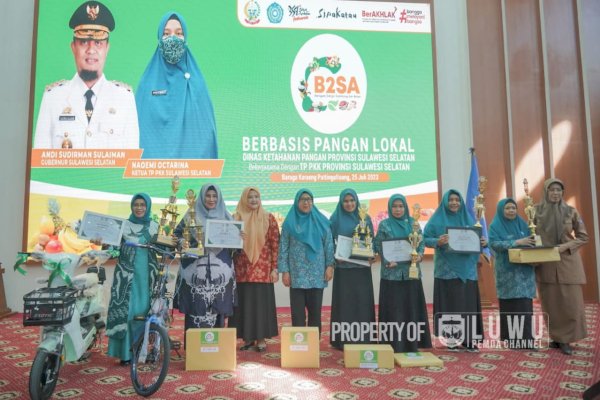 Sajikan Katampo Steak Ikan Mas, TP-PKK Luwu Raih Juara 2