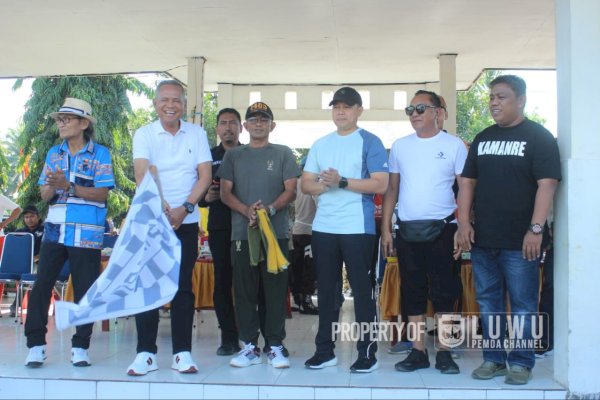 Peringati Hari Jadi Ke 21 Kecamatan Kamanre, Bupati Luwu Minta Pertahankan Budaya Sipakatau