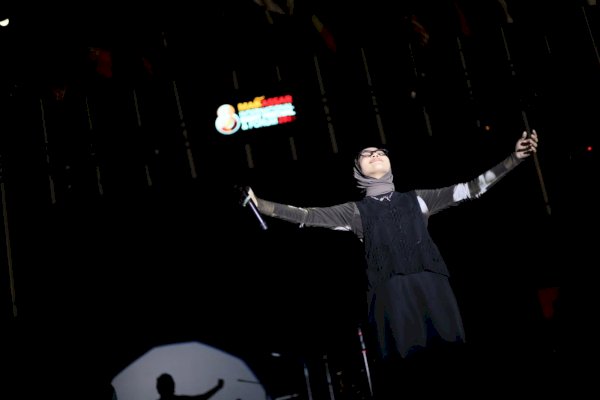 Feby Putri Sukses Buat Galau Penonton F8