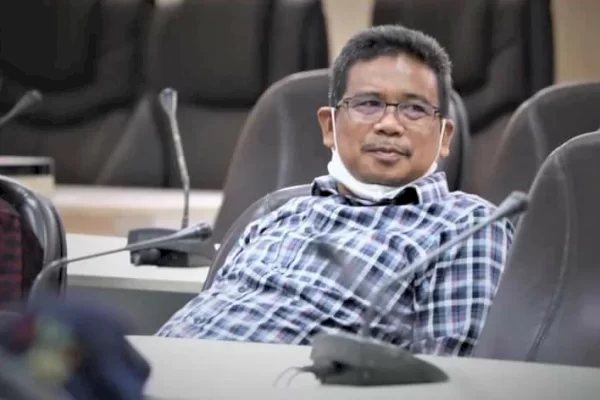 Anggota DPRD Makassar Nasir Rurung Minta Pembangunan PLTS di Tello Dikaji Ulang